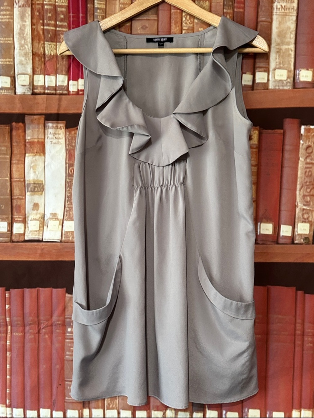 Daniel Rainn Gray Ruffle Sleeveless Blouse Size S Flowy Tunic Top